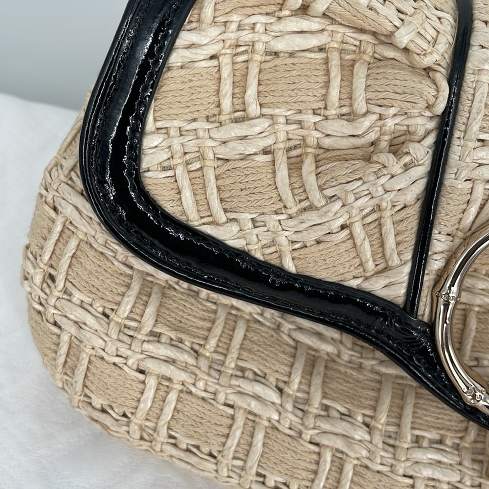 Elaine Turner Wendy Oyster Basketweave‎ with Black Leather trim & Gold hardware - Picture 2 of 10